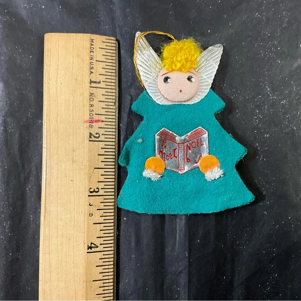 Unique Vintage this cute